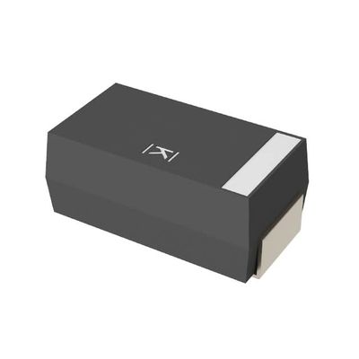 PCBマウントポリマー電解コンデンサ A700D686M010AT 自動車用電子機器用